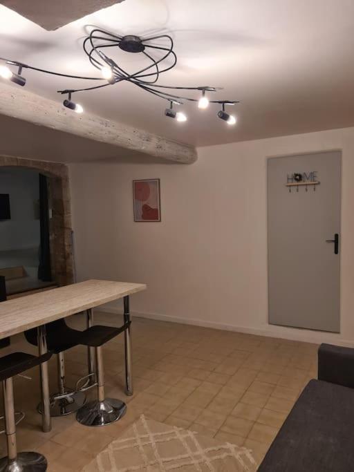 Vila La Maison Du Bonheur Caumont-sur-Durance Exteriér fotografie